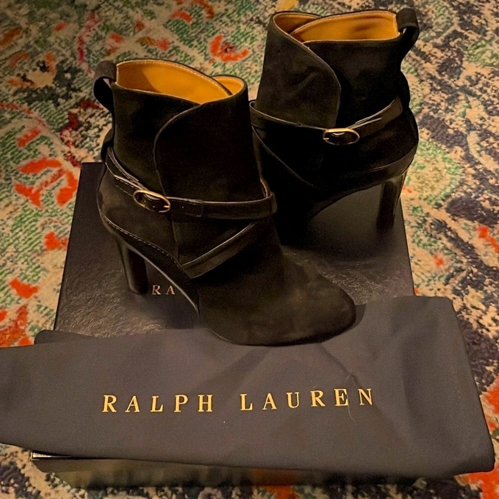 Ralph Lauren Black Suede Heeled Stiletto Booties NWOT - Picture 4 of 10